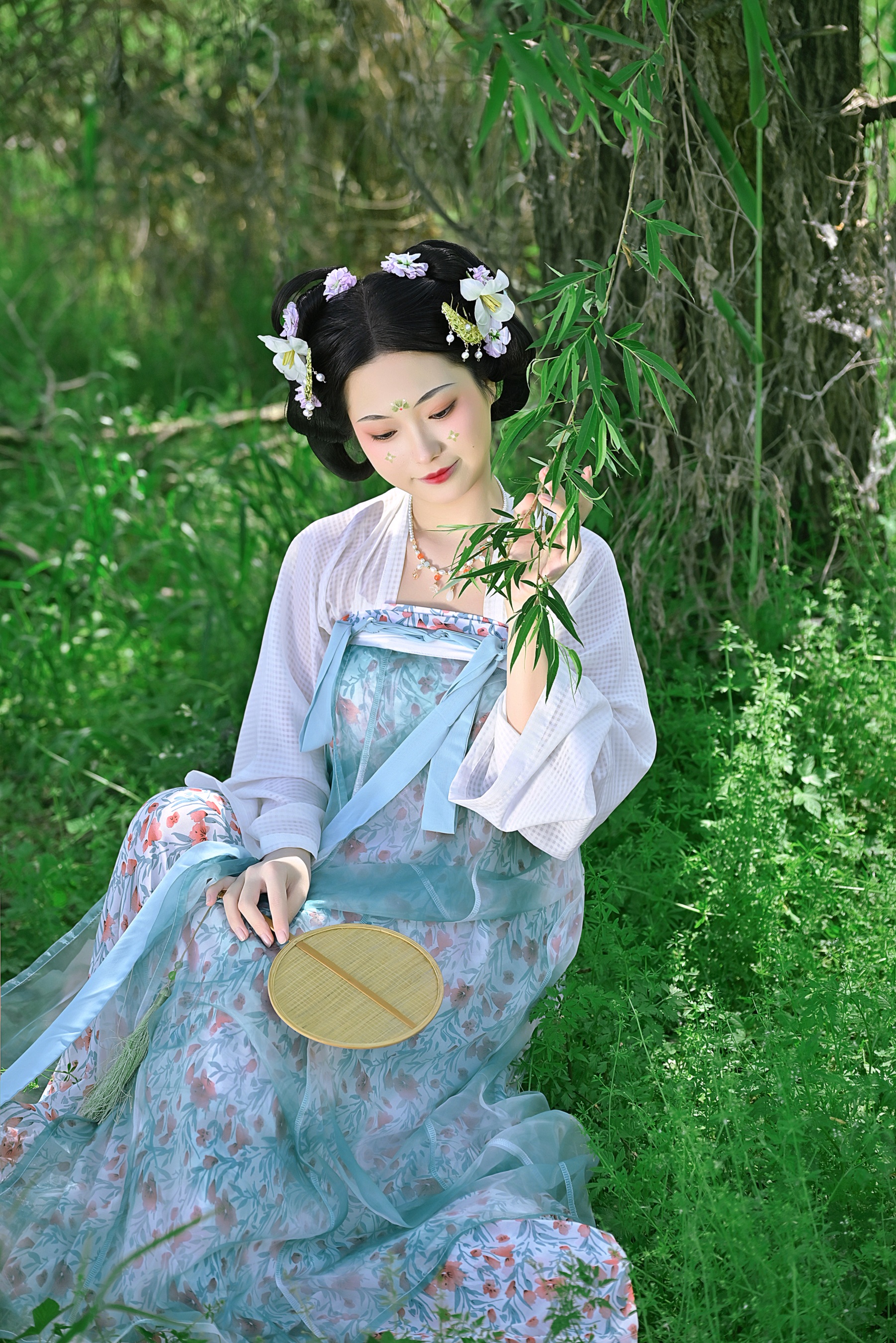 春日少女 梨荼白