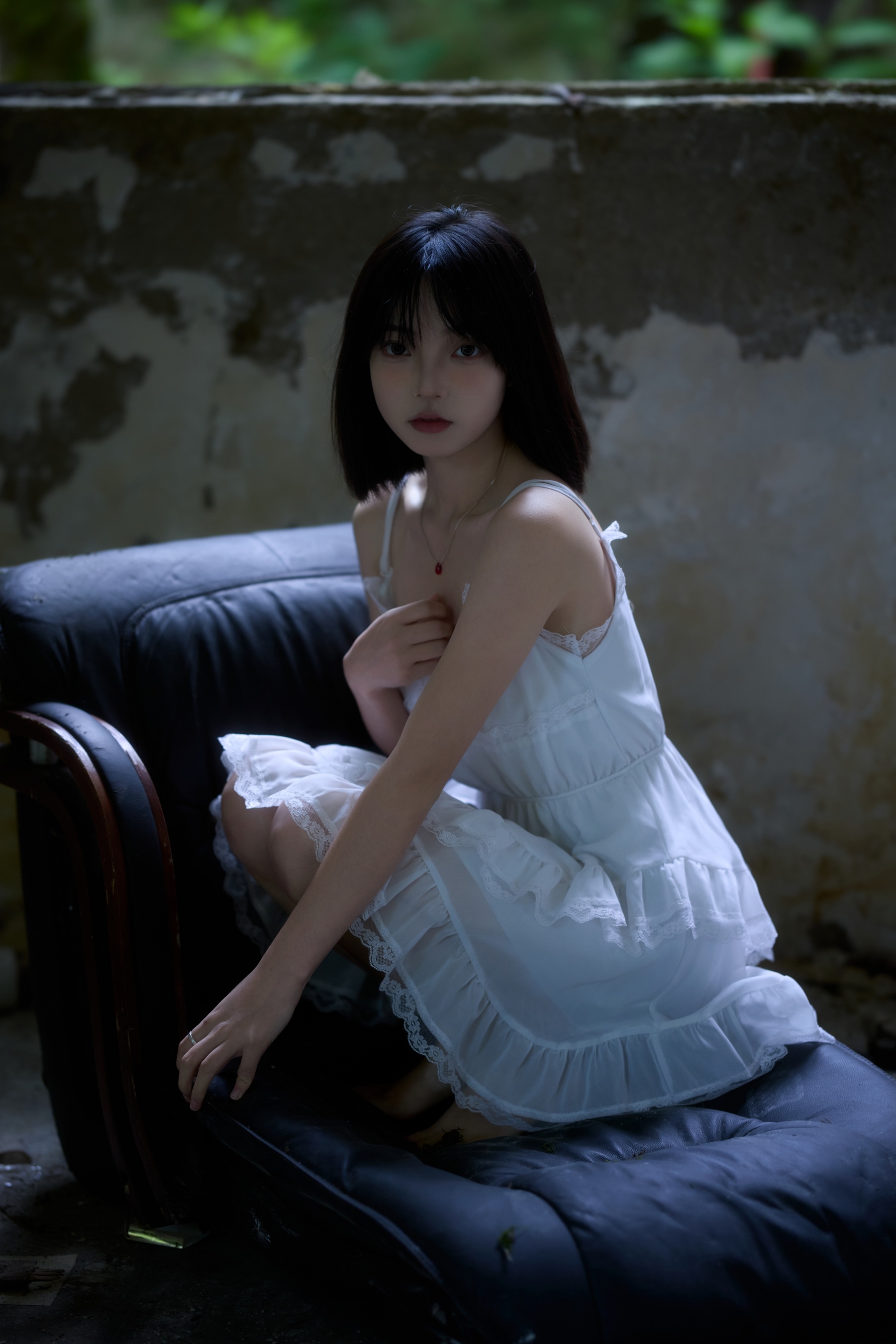 废墟人像 久菜盒子