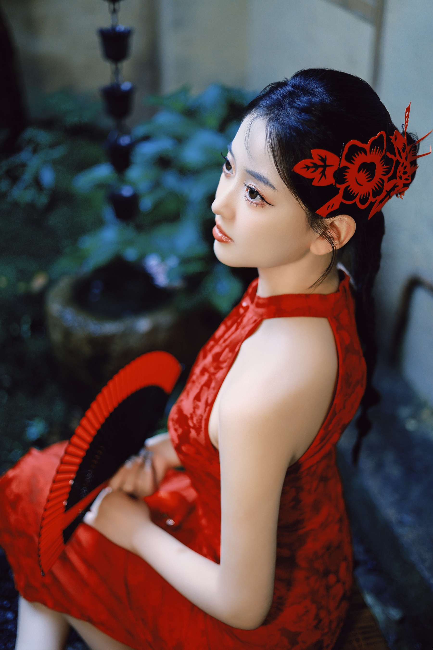 剪纸新中式旗袍 团几
