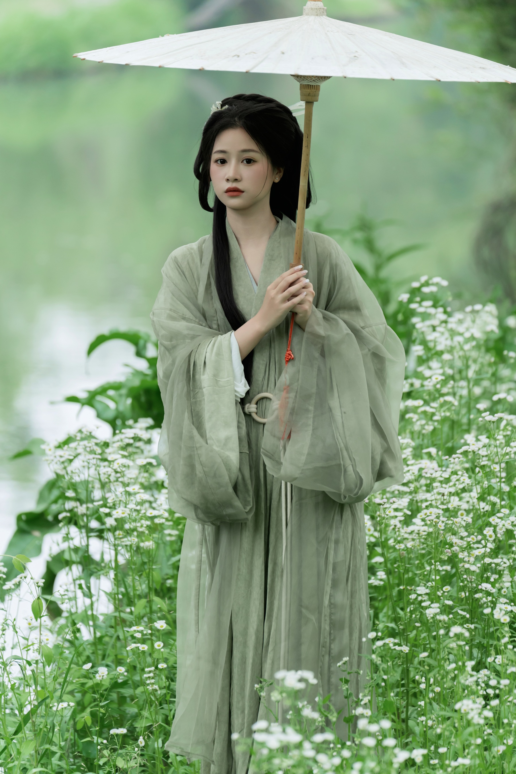 绿色烟雨中 橙子舒