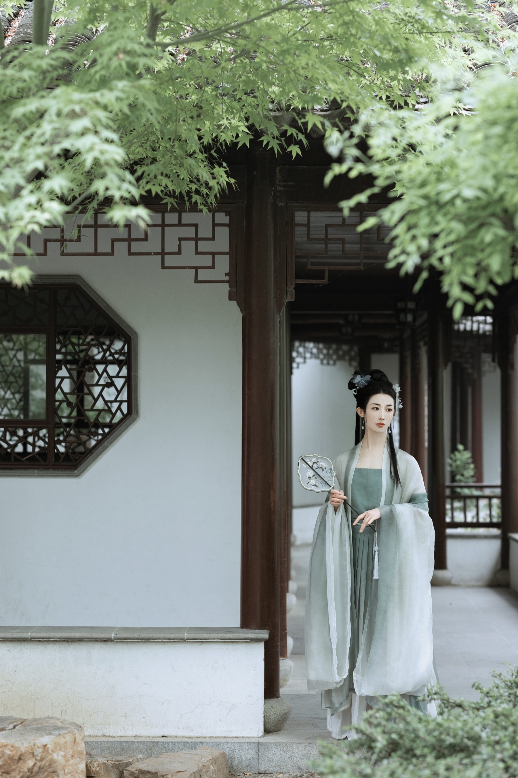江南春暮 羽璇