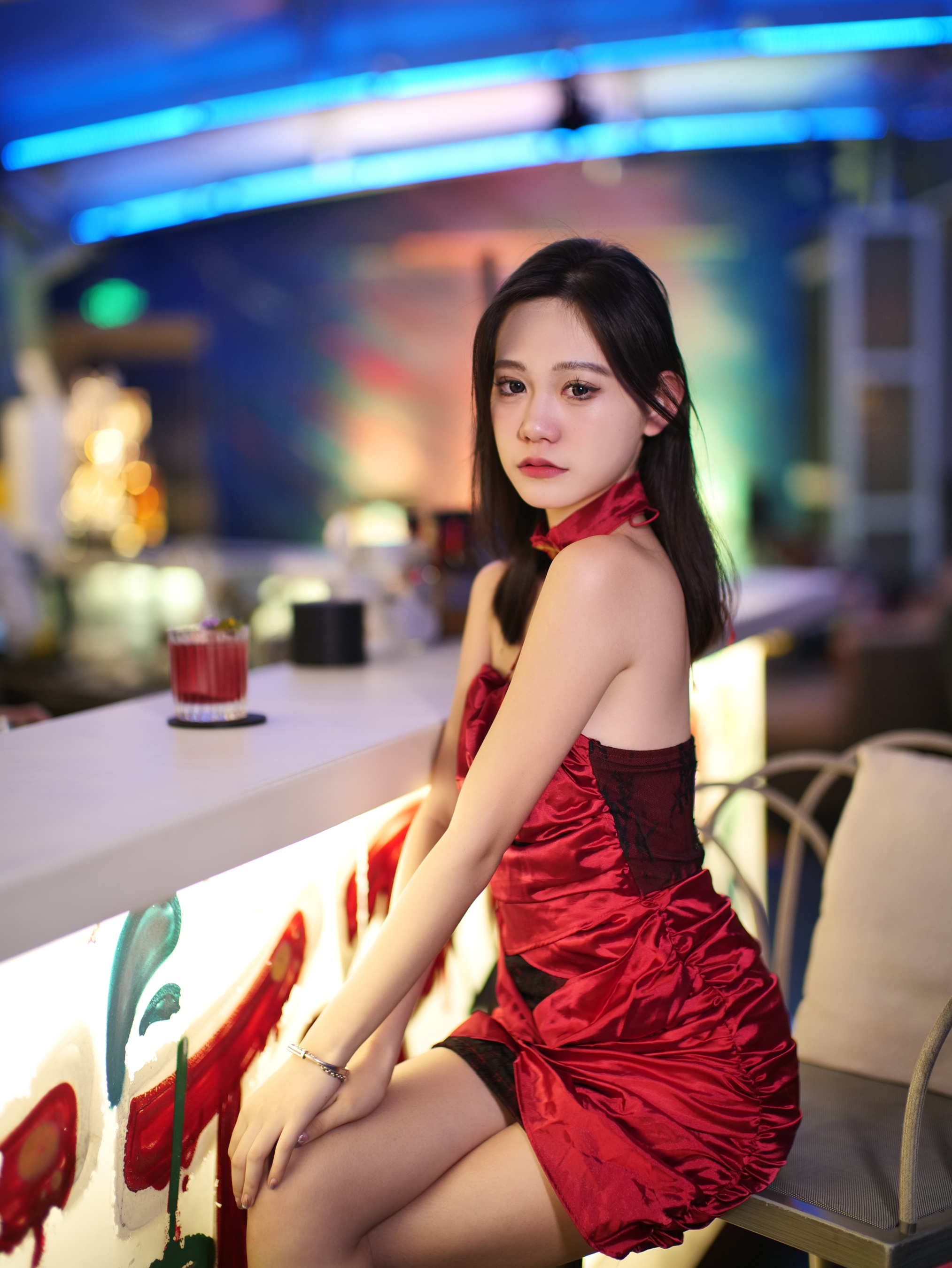 红裙倩影 沛欣