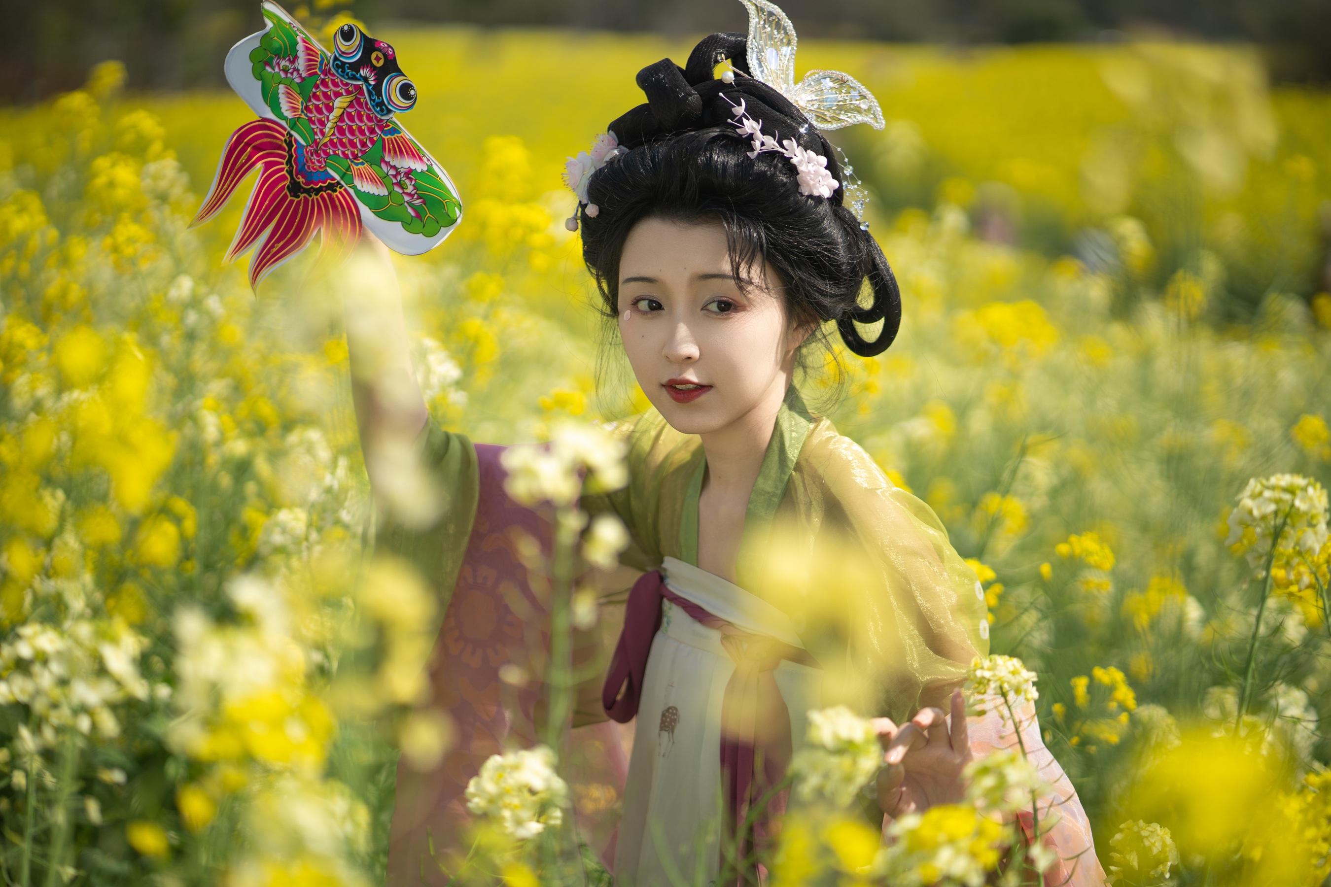 油菜花 幼稚园里的浅夏