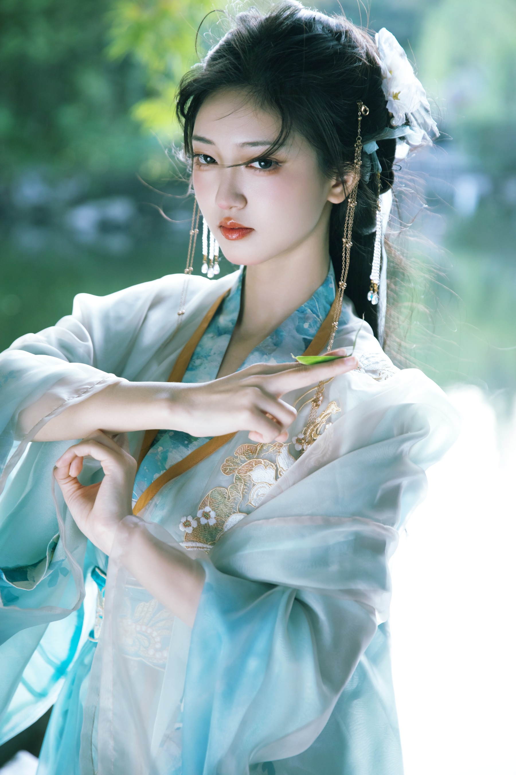 蒹葭 二两风月