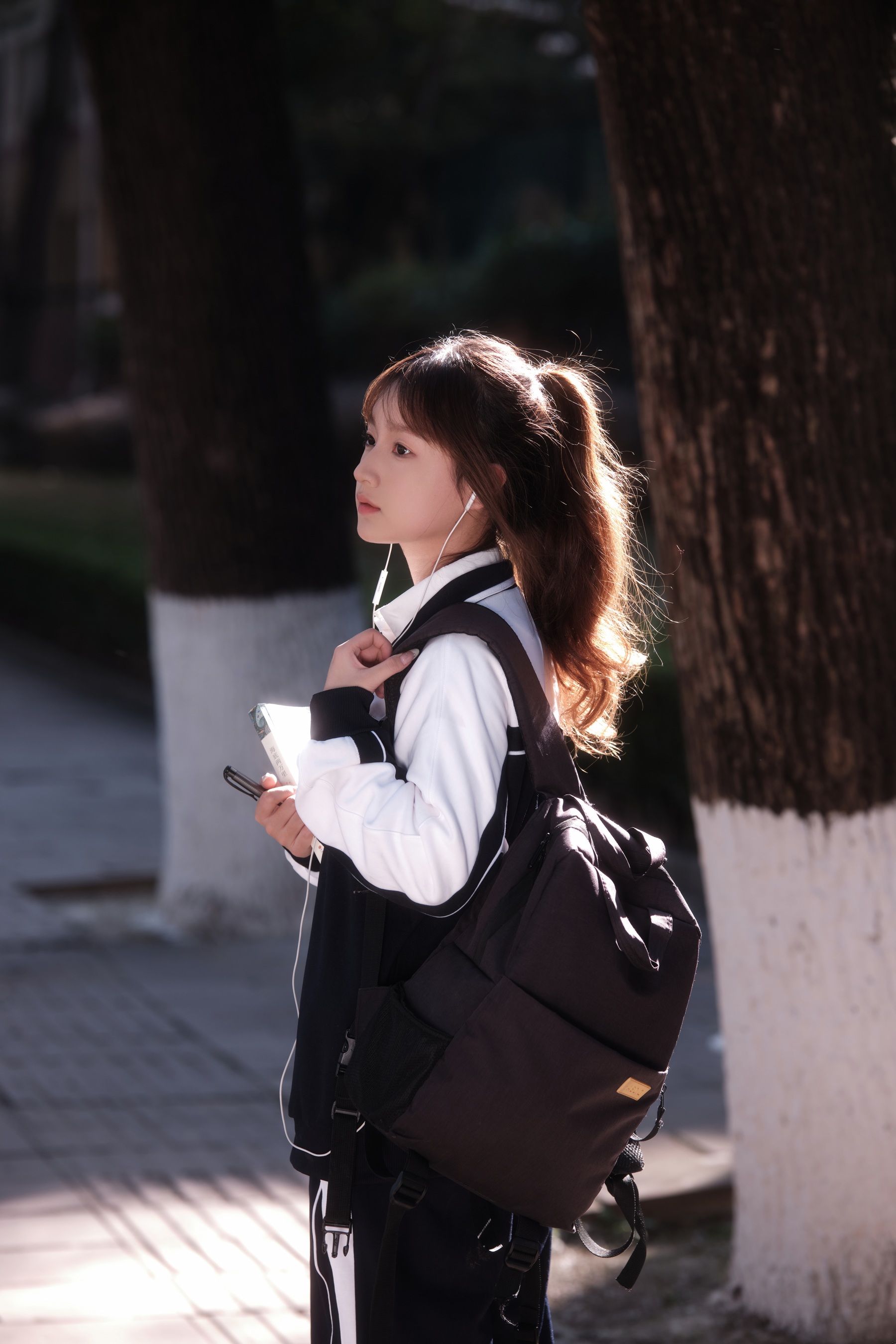 清纯女高 悲伤肥牛
