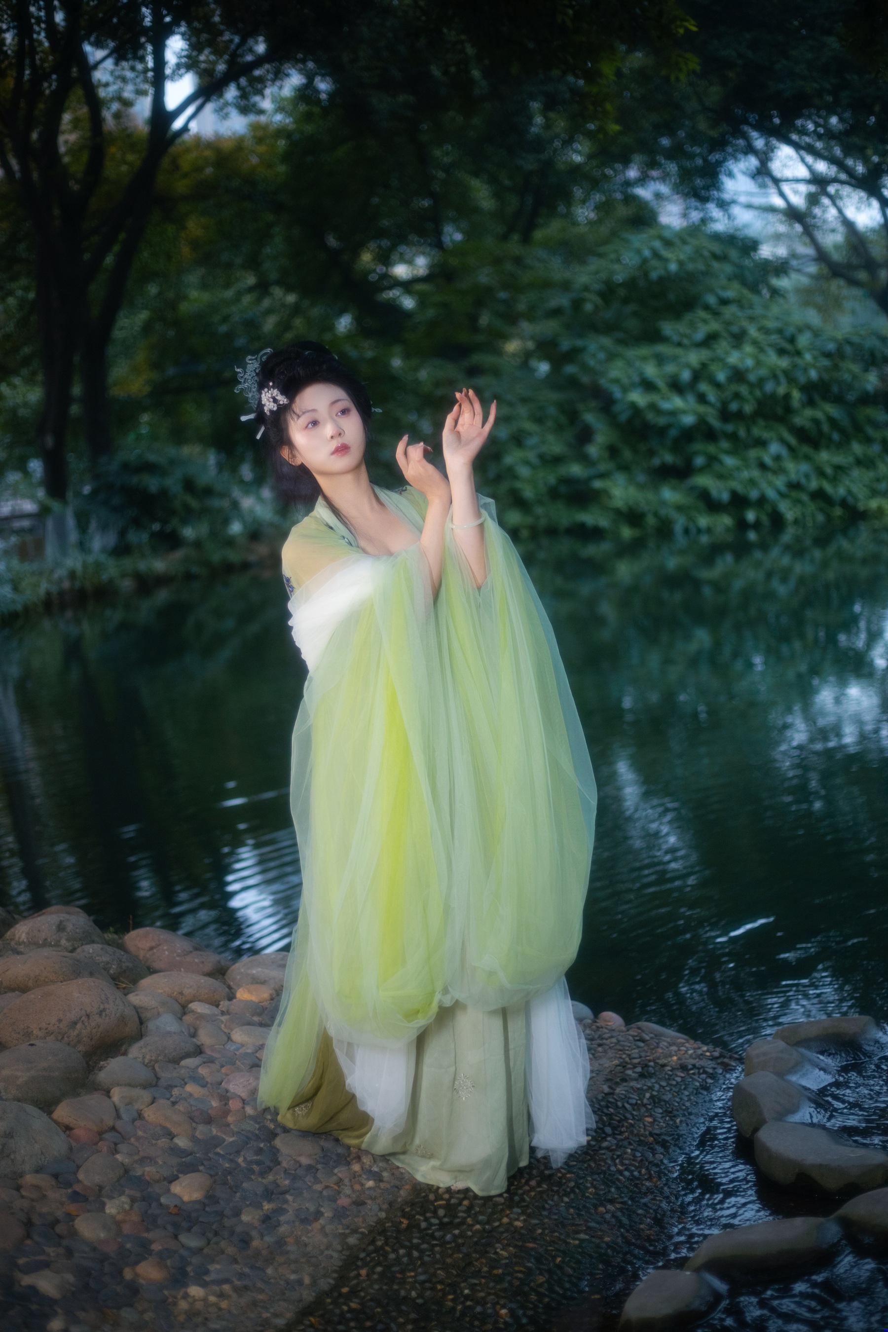 绿野仙踪 落雨清玲