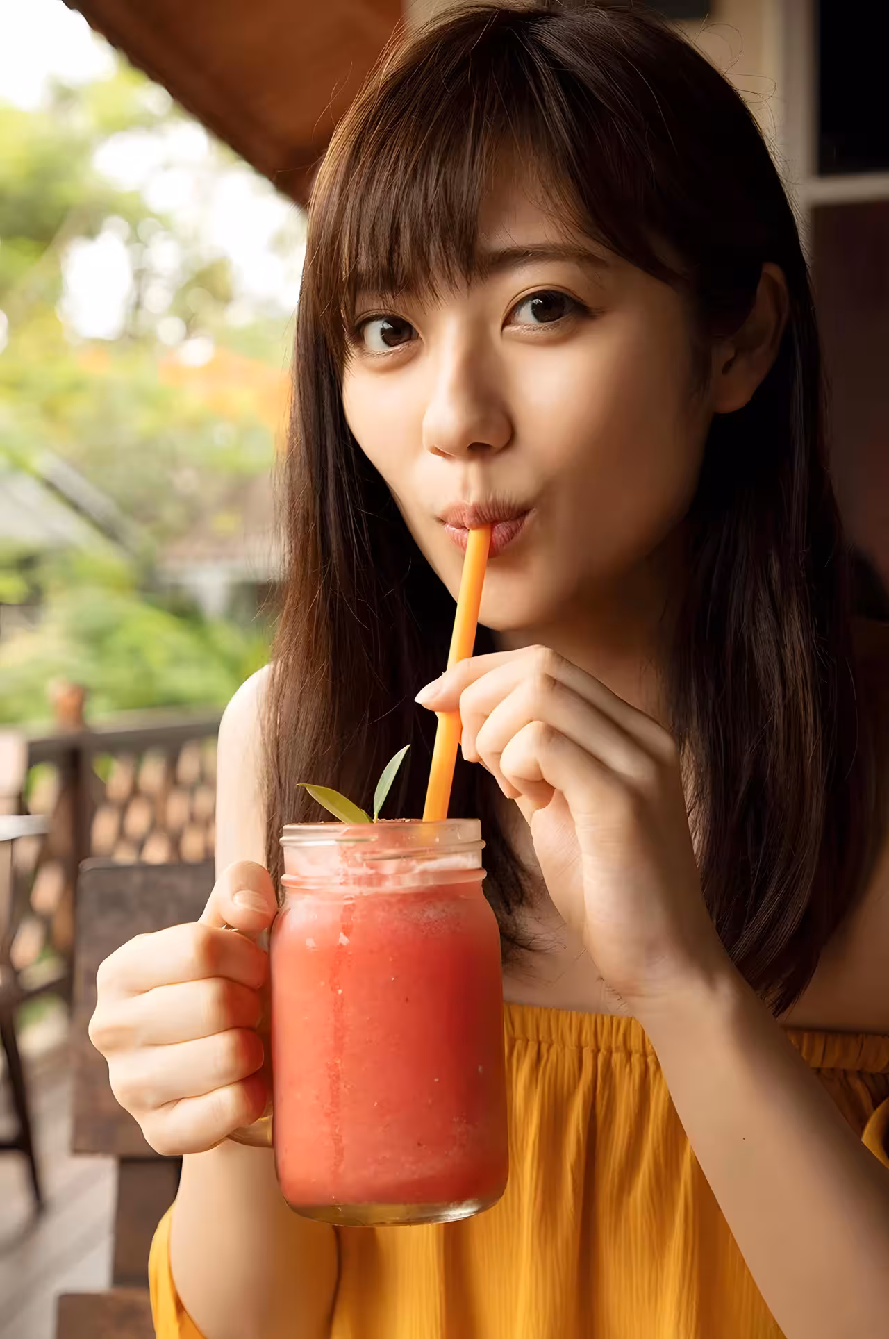 [奧山かずさ] 身材性感又撫媚…..讓人無法招架