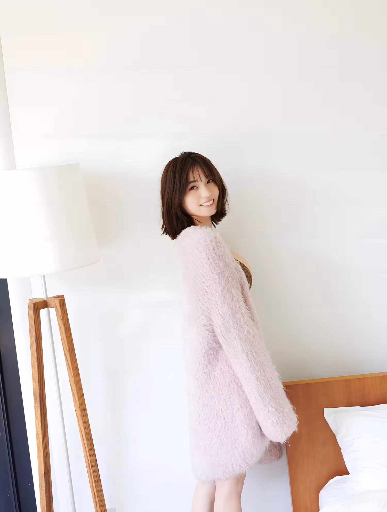 [村島未悠] 秀飽滿嫩乳、逆天長腿 看得欲罷不能
