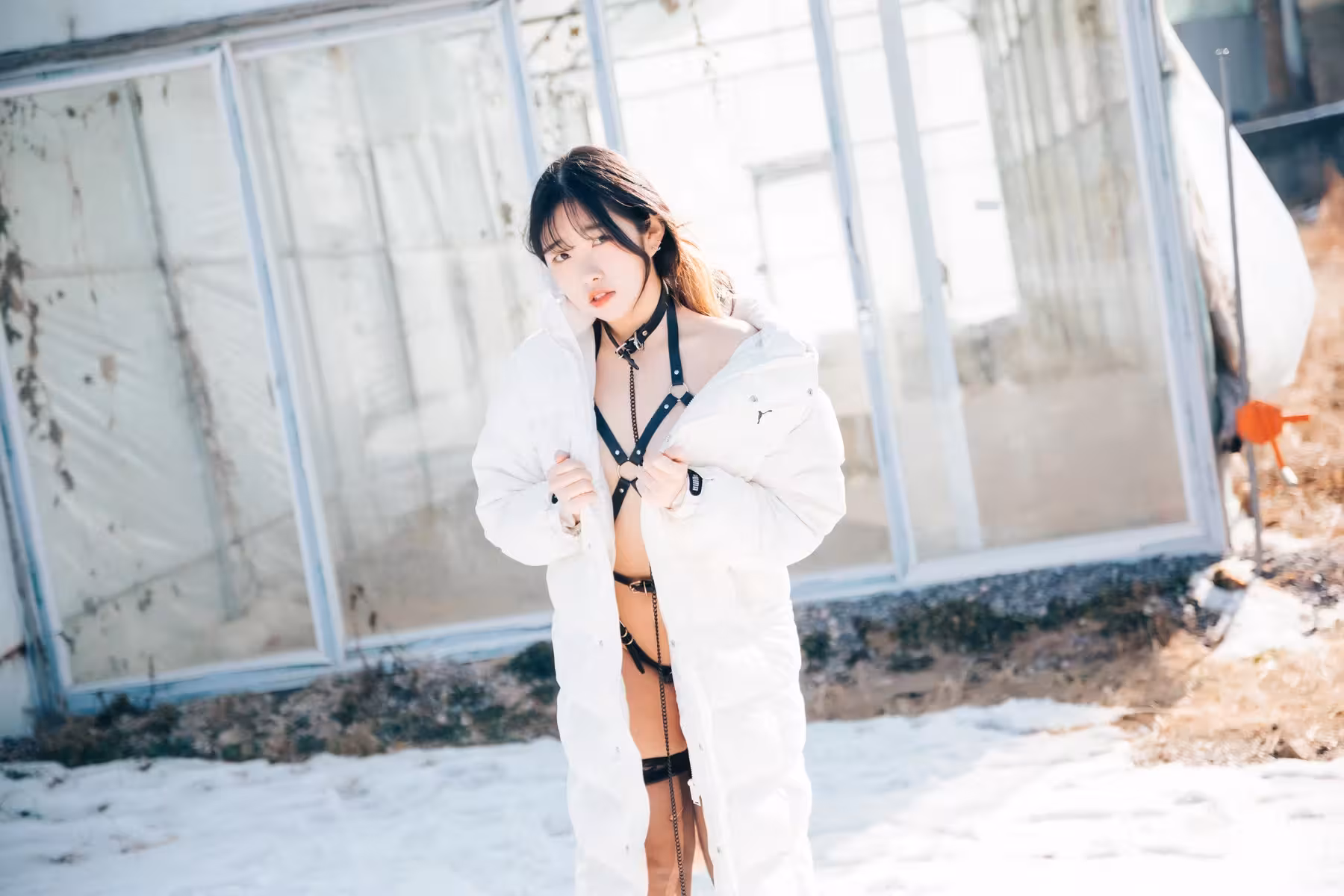 [Sonson 손손] 身材凹凸有致.....雪白大車頭燈大膽露