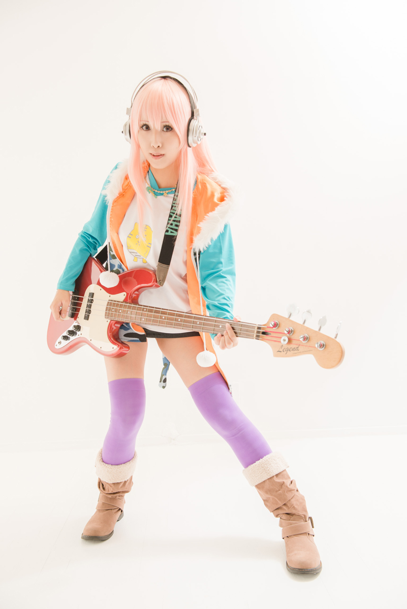 PinkHeadphone