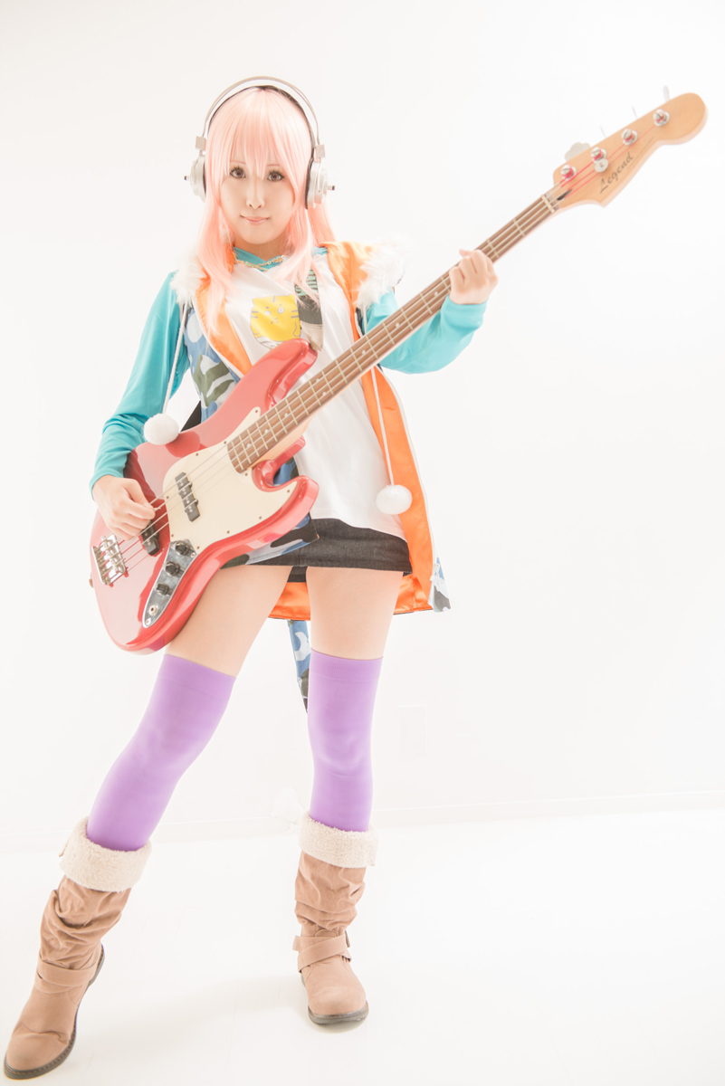 PinkHeadphone