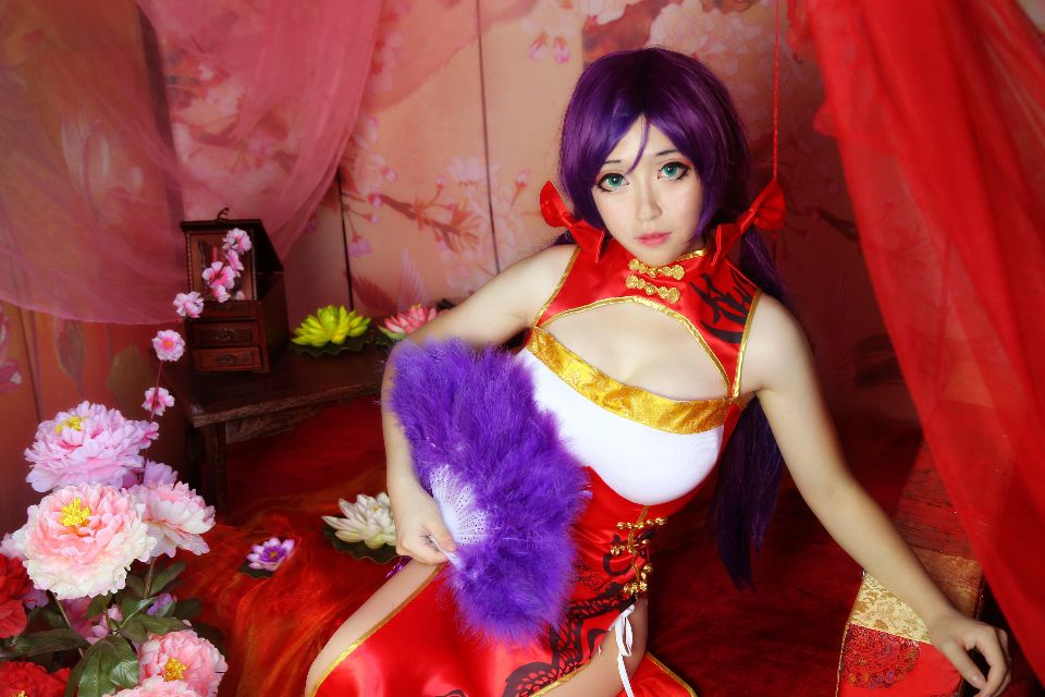 东条希同人新年旗袍COS