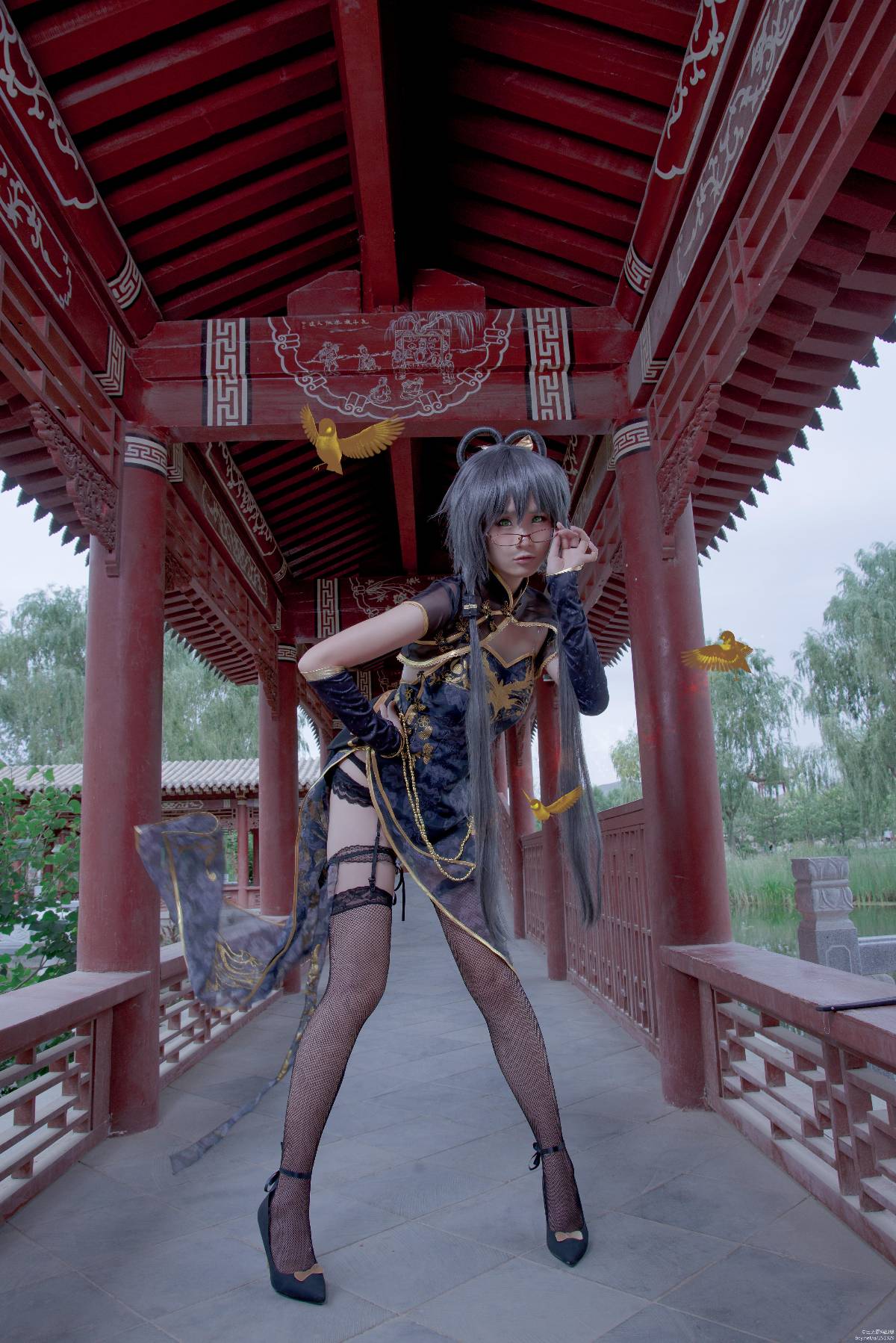 《VOCALOID》凤凰于止，金雀欲飞乐正绫x洛天依 C O S P L A Y