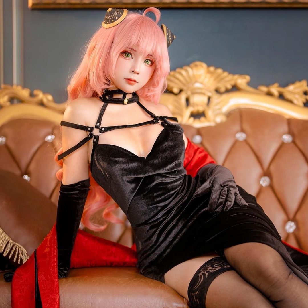 Sayo Momo：来自越南的美女Coser，魅惑十足的妹子。