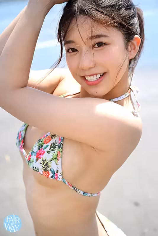 川越妮可 火辣身材 大膽露出雙峰