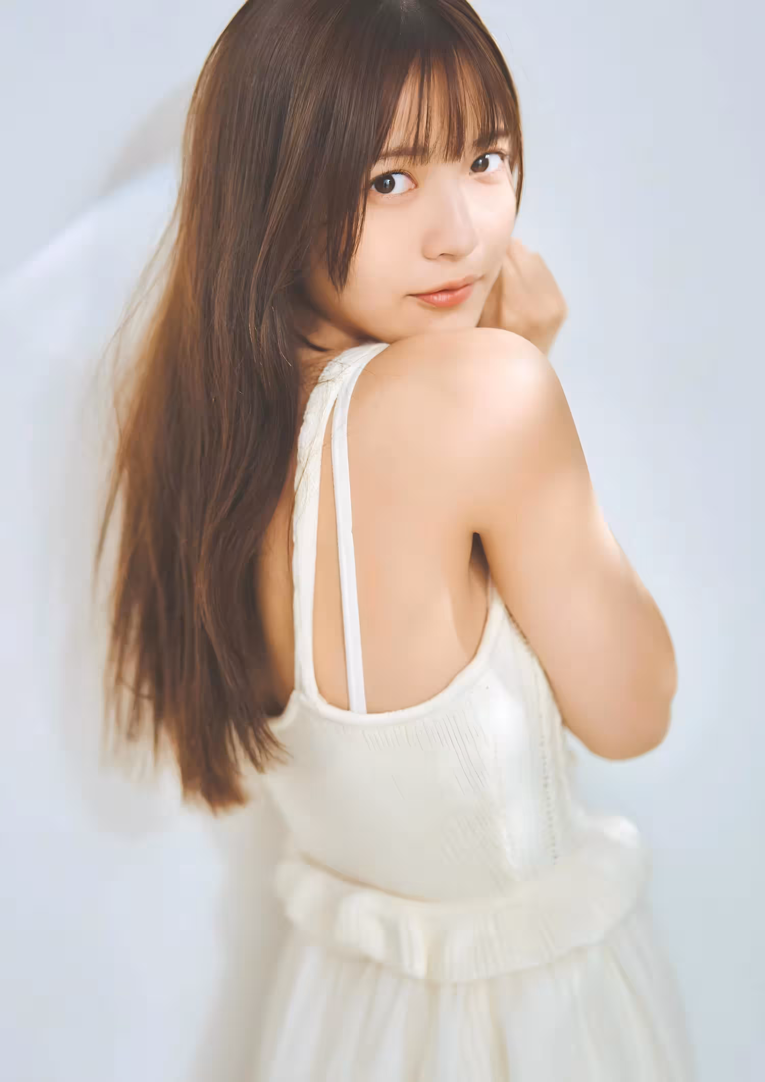 [黒嵜菜々子] 櫻花妹誘人打扮 奶香味十足