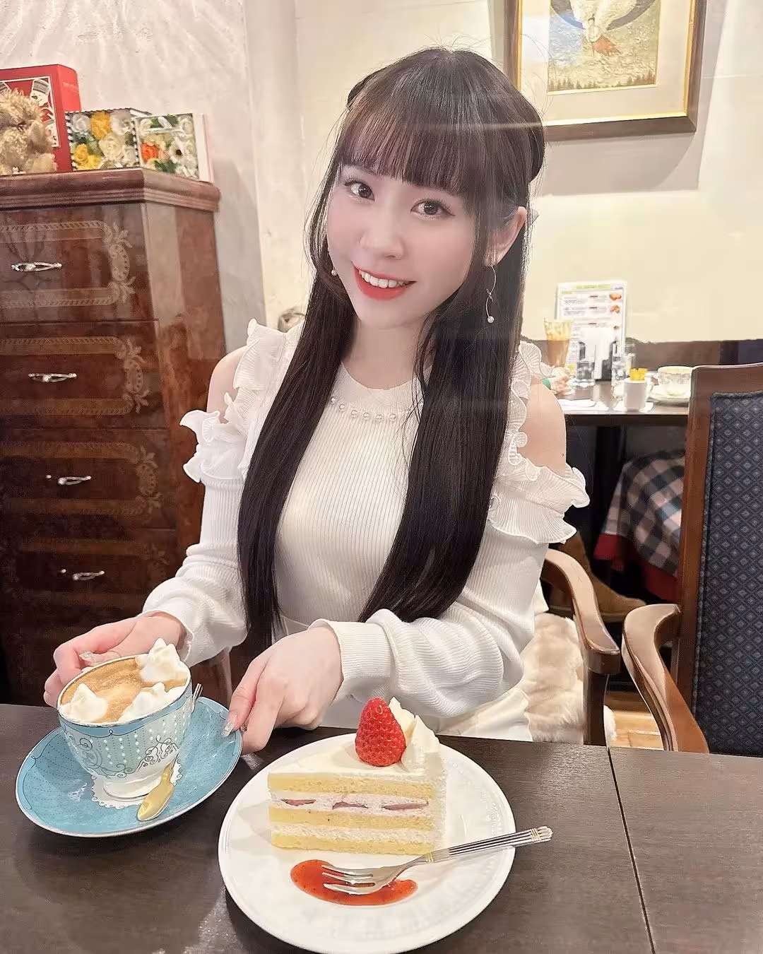 美乳正妹「曈曈」超逆天身材美der你不要不要