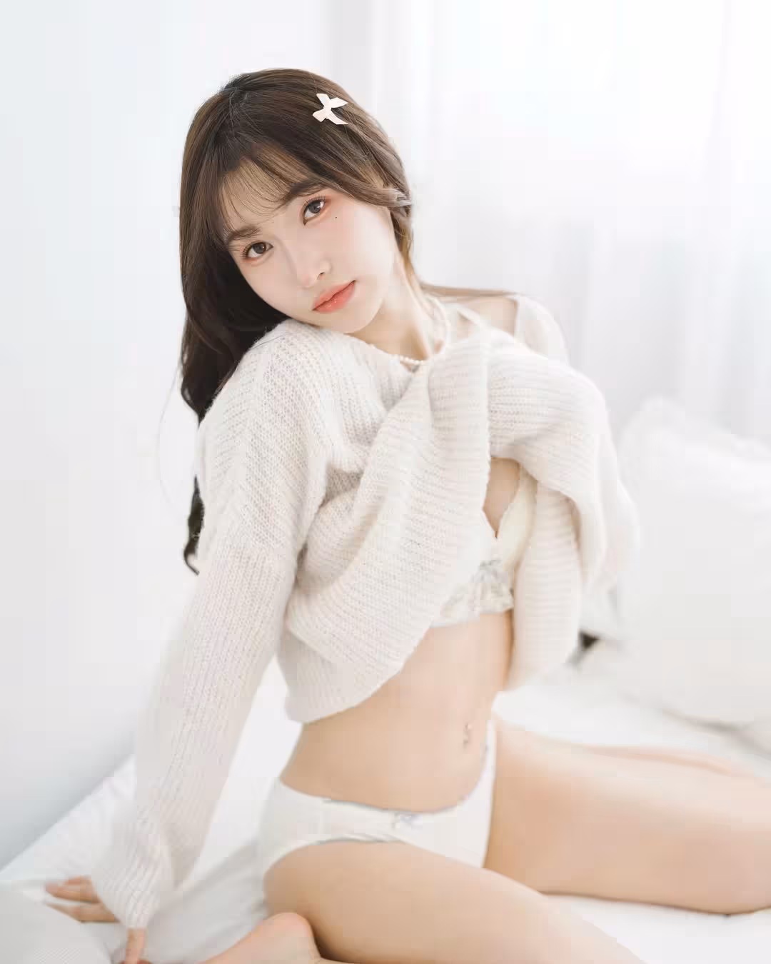 女神「妮娜張張」渾圓S曲線真的太猛 曬乳畫面養眼