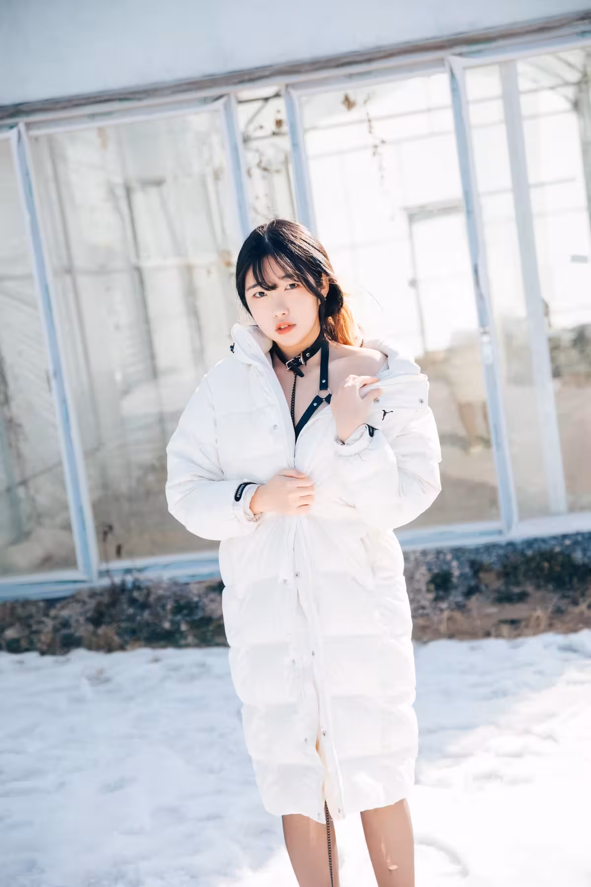 [Sonson 손손] 身材凹凸有致…..雪白大車頭燈大膽露