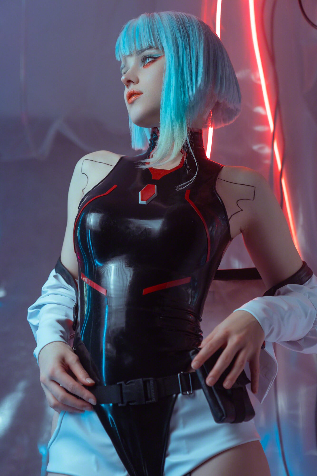 Shirogane Sama – Lucy