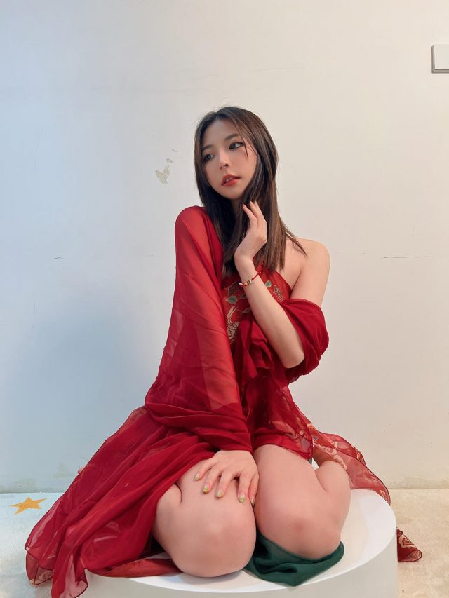 19150805893 陈妮妮UNI个人资料和cos写真合集