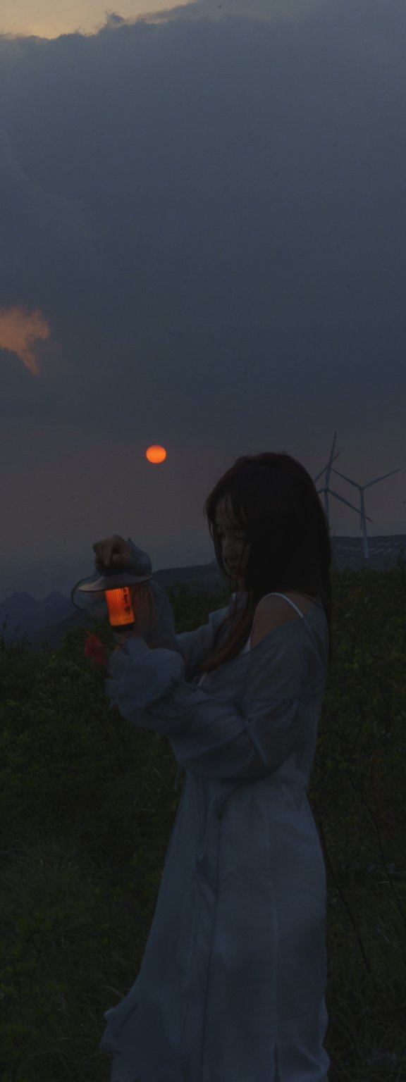 曾在远山 一个小橙子