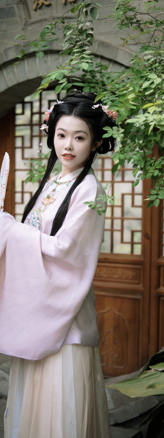 春日宴,绿酒一杯歌一遍 生锈银
