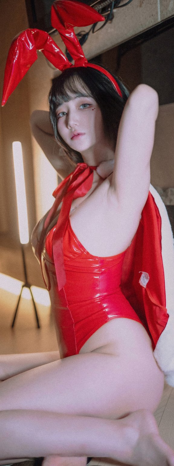 Han Jina 한지나, PINK ‘Bunny Girl’ Set.02