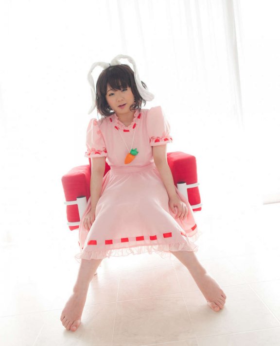 万年発情期兎娘てゐのちょっとえっちな人参遊び