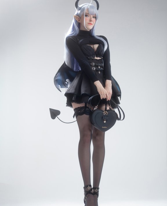Ball – Thea